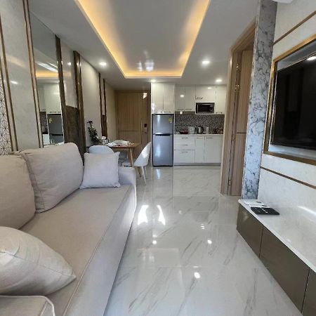 Romantic Beach Apartment芭堤雅水系高档酒店式公寓可做饭 Jomtien Beach Exterior photo