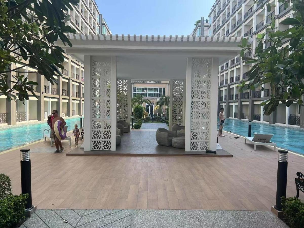 Romantic Beach Apartment芭堤雅水系高档酒店式公寓可做饭 Jomtien Beach Exterior photo