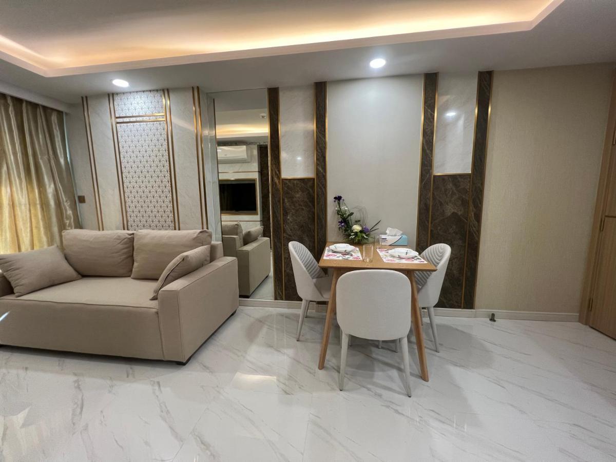 Romantic Beach Apartment芭堤雅水系高档酒店式公寓可做饭 Jomtien Beach Exterior photo